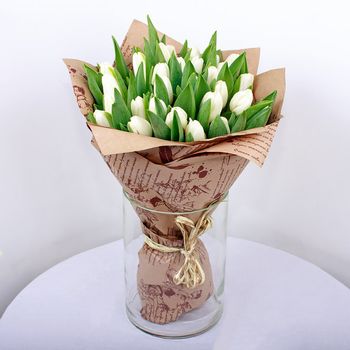 Букет "Белоснежные тюльпаны"