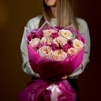 Букет «В малиновом свете»