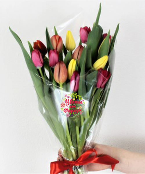 Охапка из 15 тюльпанов
