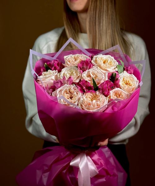 Букет «В малиновом свете»